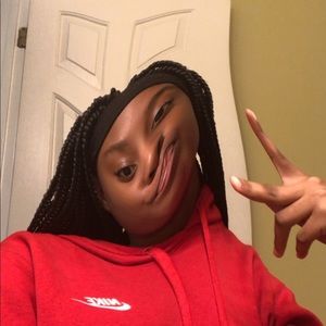 Meet your Posher, Kacy